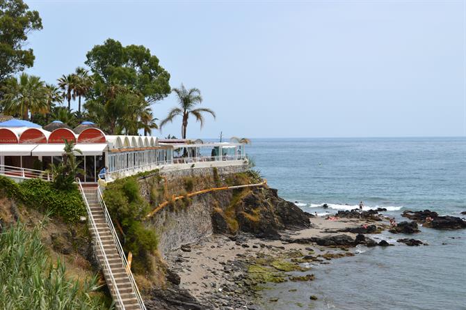 Restaurant El Embarcadero sur la Playa Malibu, Benalmadena - Costa del Sol (Espagne)
