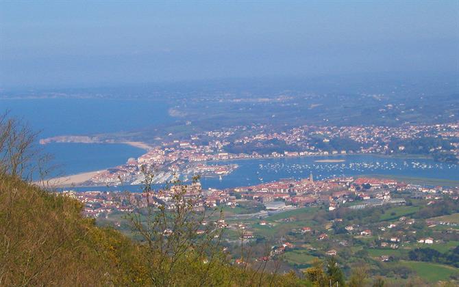 Baie de Chingoudy depuis la montagne Jaizkibel, Fontarrabie - Pays Basque (Espagne)