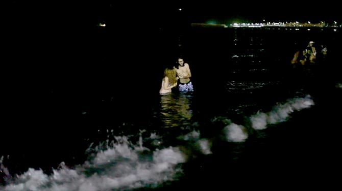 Baño en la playa Noche de San Juan Malagueta