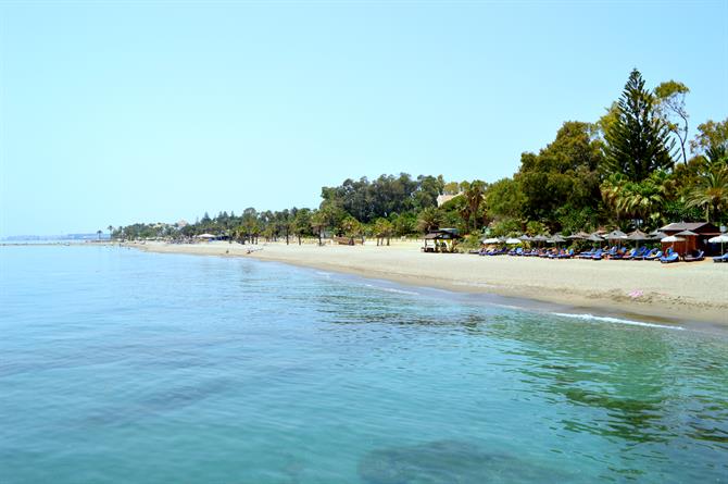 Spiaggia di Nagueles, Marbella