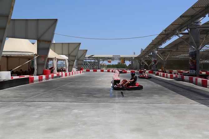 Karts à L'Escala, Catalogne - Costa Brava (Espagne)