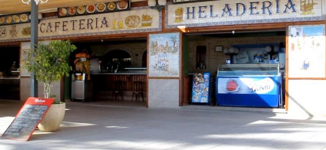 Cafe Soraya at Playa Cura, Torrevieja