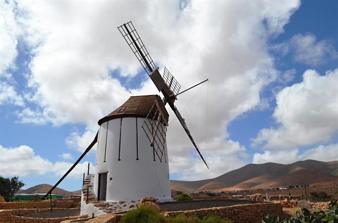 Traditionell vindkvarn, Fuerteventura, Kanarieöarna