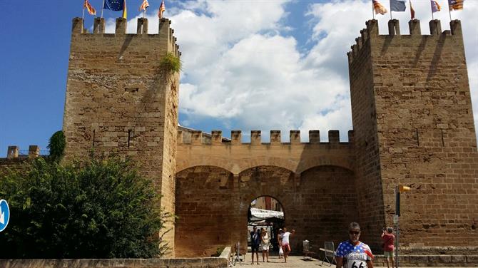 Porta de Sant Sebastià, Alcudia, Majorque - îles Baléares (Espagne)