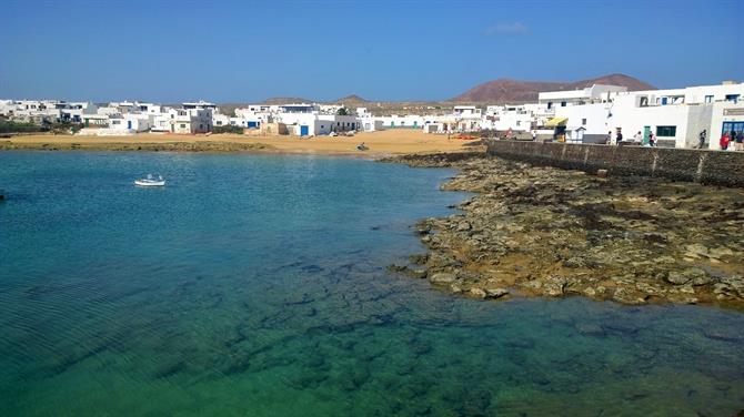 Caleta de Sebo, La Graciosa