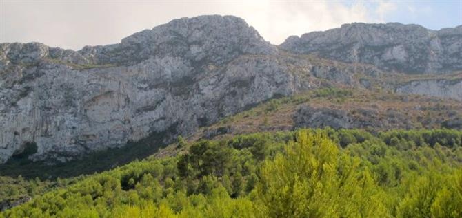 La montaña del Montgó desde Dénia
