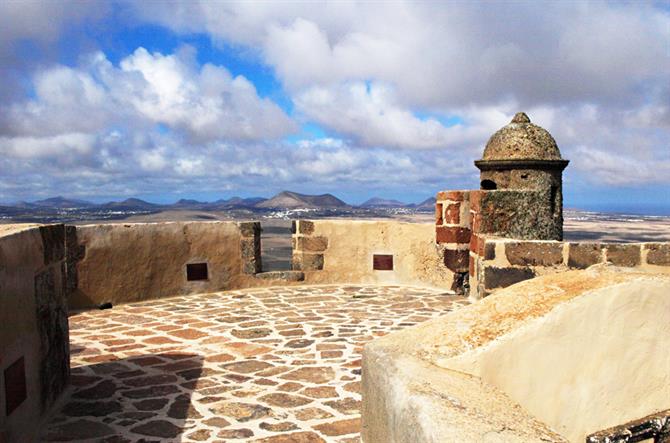 slottet Santa Barbara, Teguise, Lanzarote, Kanarieöarna