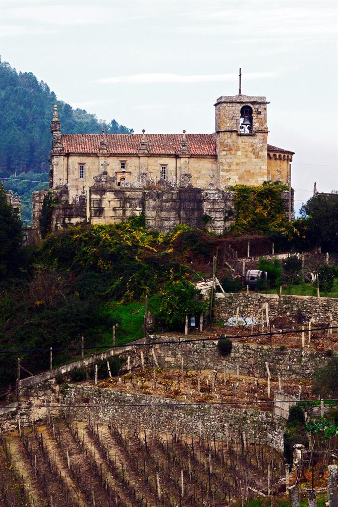 Santa María-kirken i Castrelo de Miño