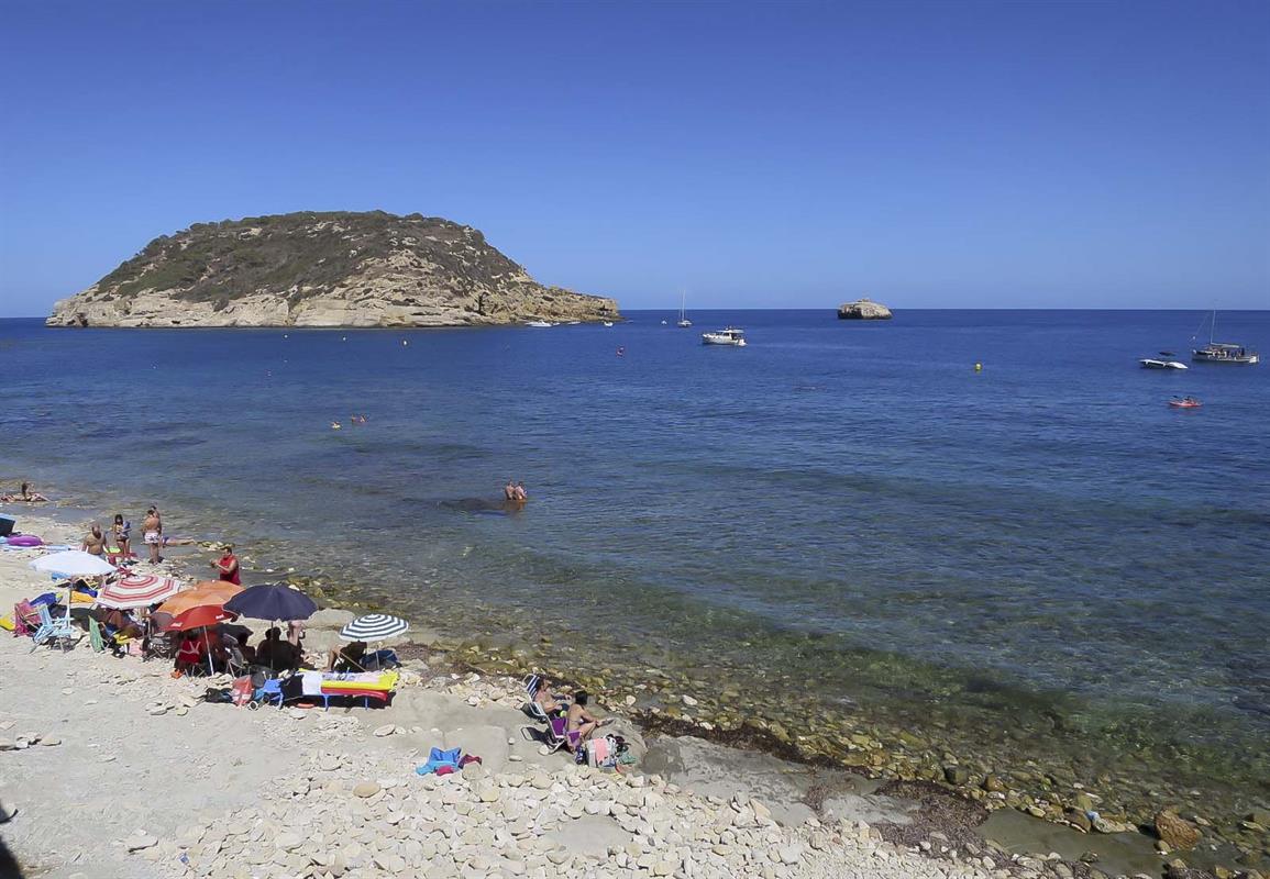 Välj ditt paradis: Nio vackra stränder i Jávea