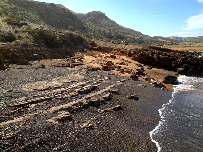 Menorcas jomfruelige strande - Caleta de Binimel·là