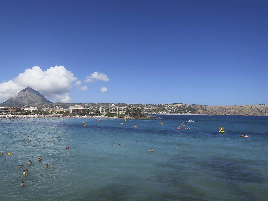 Välj ditt paradis: Nio vackra stränder i Jávea