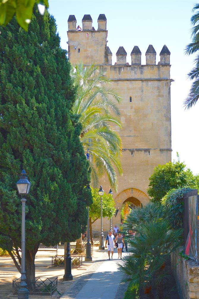 Façade van het Alcázar