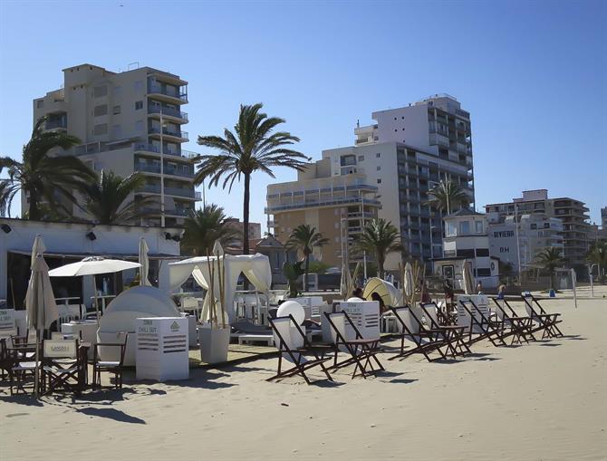 Chiringuito (bar sur la plage , Gandie - Communauté valencienne (Espagne))