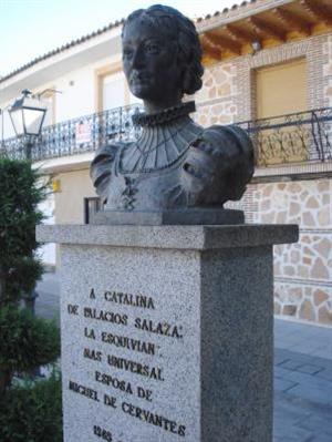 Monumento a Catalina de Palacios, esposa de Cervantes