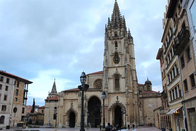 Katedralen i Oviedo