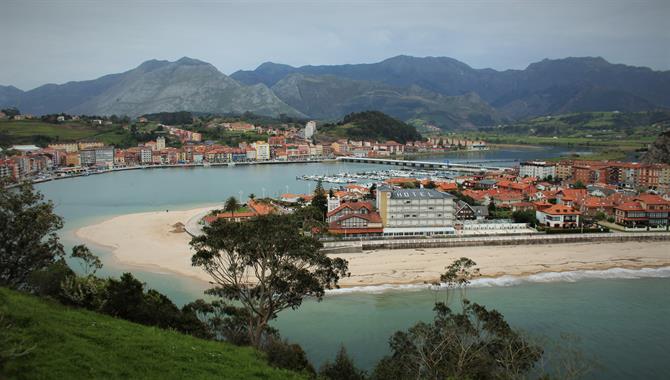 Photo panoramique de Ribadesella, Les Asturies - Costa Verde (Espagne)