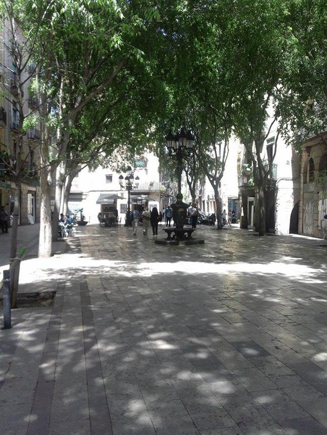 Barcelona Plaza 