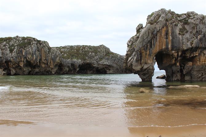 Playa de Cuevas del Mar