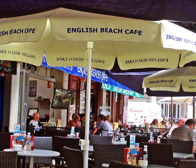 English bar, Santa Eulalia de Rio, Ibiza