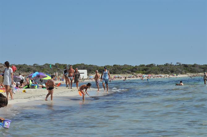 Hvidt sand på playa de Es Trenc