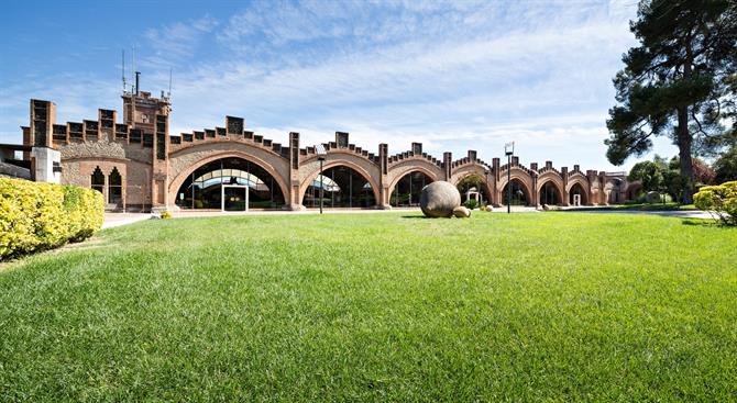 Bodega Codorniu, Catalogne (Espagne)