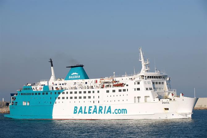 Ferry Balearia à Dénia - Costa Blanca (Espagne)