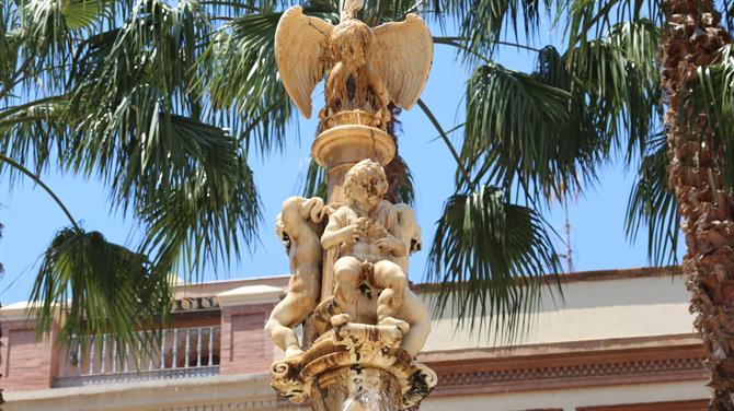 Fuente de la Genova, Plaza de la Constitución, Málaga 