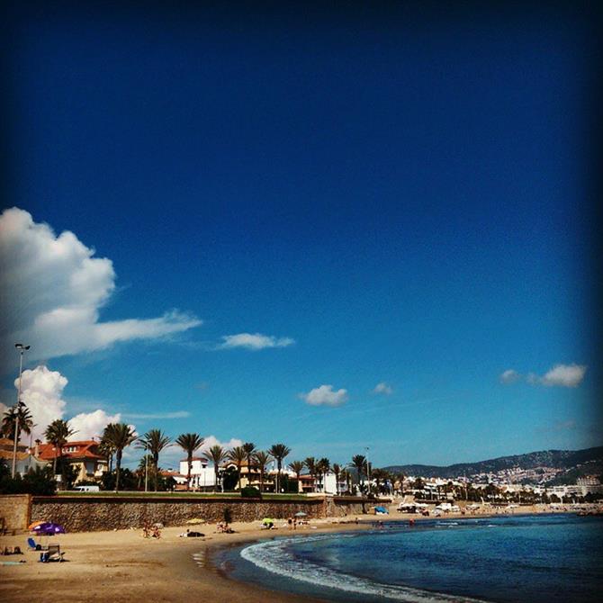 Plaża Platja de la Barra, Sitges