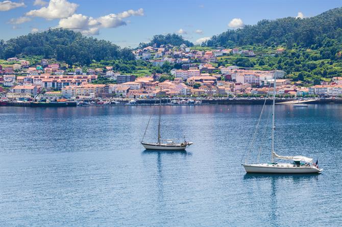 Muros is surrounded by wild breathtaking beaches