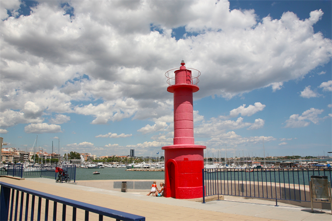 The red lighthouse in Cambrils