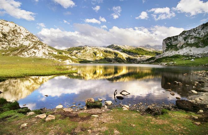 Asturias - Covadonga, Lac d'Ercina - Picos de Europa (Espagne)