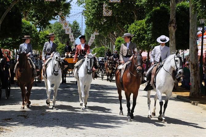 Andar a cavalo ao estilo espanhol na Feria de Abril, Sevilha
