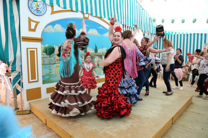 Flamenco-Tanz auf der "Feria de Abril" in Sevilla