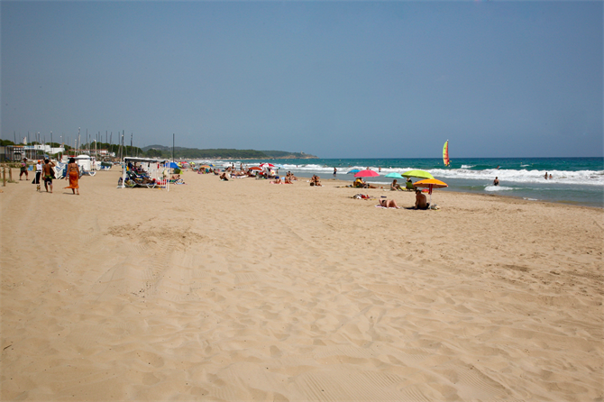 Platja Larga Beach, Salou, Costa Dorada