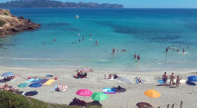 Port d'Alcudia-stranden på Mallorca