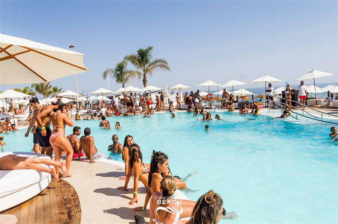 Piscina del Funky Buddha beach club, Marbella