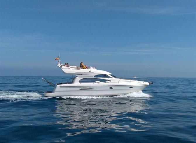 Yacht hire i Marbella