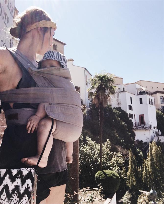 The baby carrier is the best friend of the parent