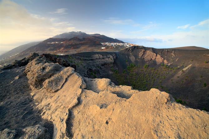 Vulkanlandschaft mit Krater San Antonio, Fuencaliente, La Palma