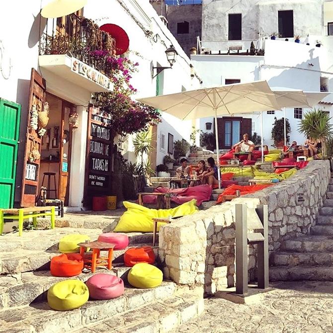 Coola baren S’Escalinata i Ibiza stad