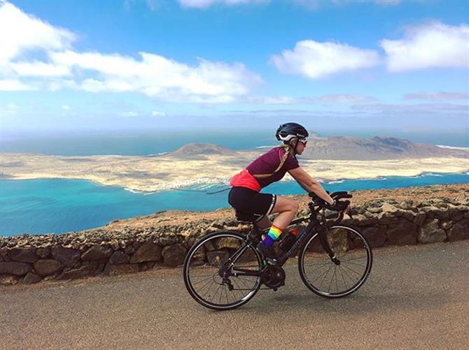 Cycliste à Lanzarote