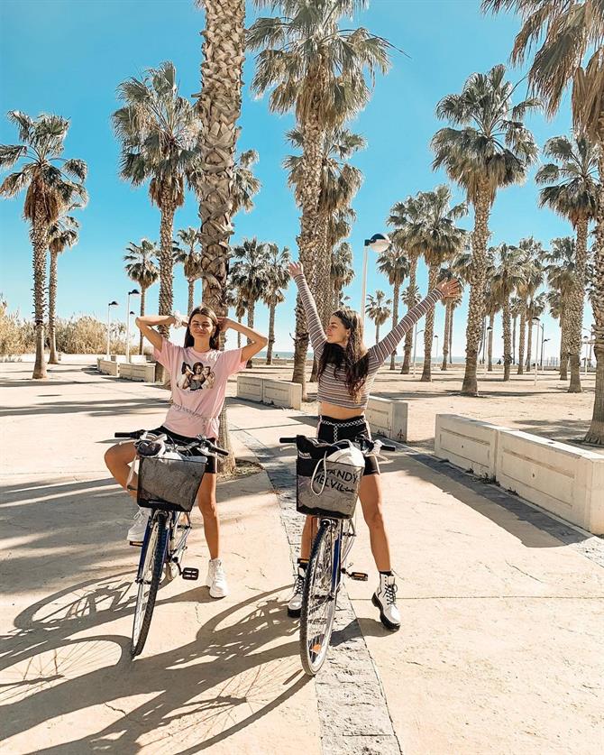 Cykla längs stränderna i Valencia