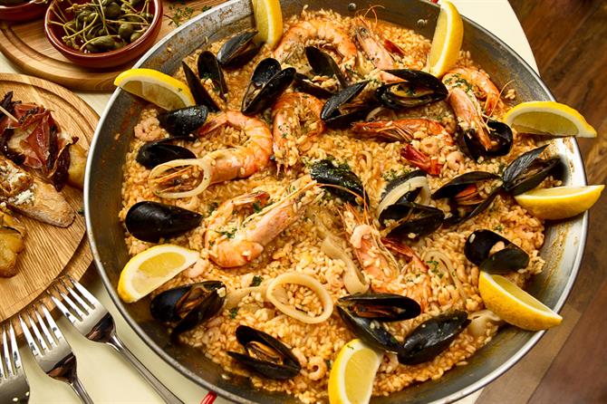 Paella med skalddyr