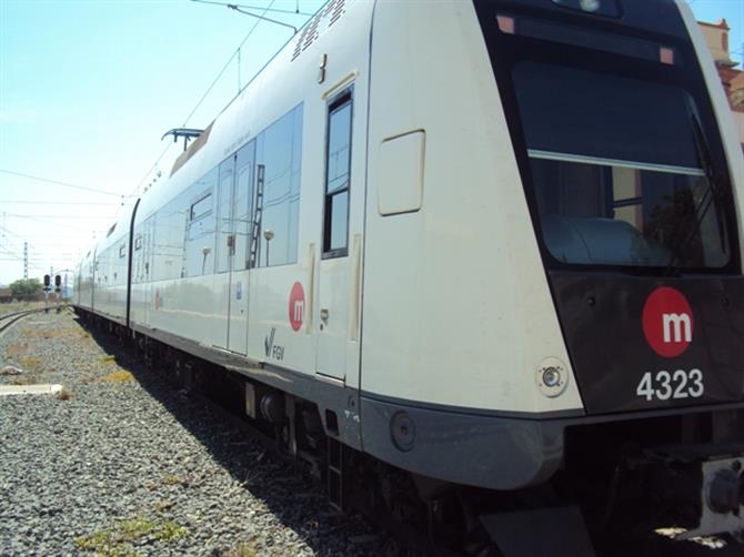 valencia metro train