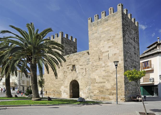 Mura di Alcudia, Maiorca