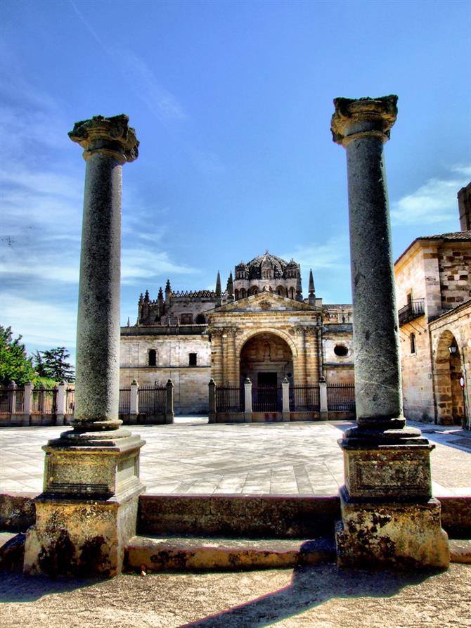 Cathedral of San Salvador, Zamora