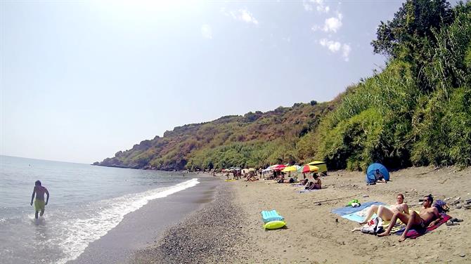 Plaża La Caleta de Maro