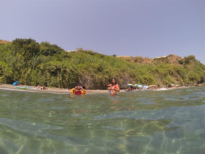 La Caleta de Maro stranden, Maro