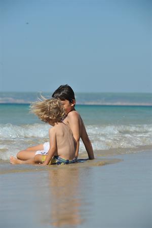 Familj på Playa de Zahara de los Atunes