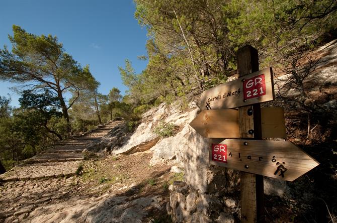 Senderismo por la Sierra Tramuntana-Mallorca-Islas Baleares(España).